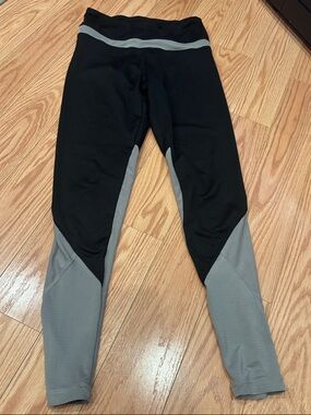 Danskin Black and Gray Colorblock Girls' Leggings